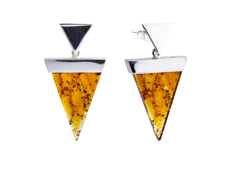 Silver hanging earrings with triangle cognac amber