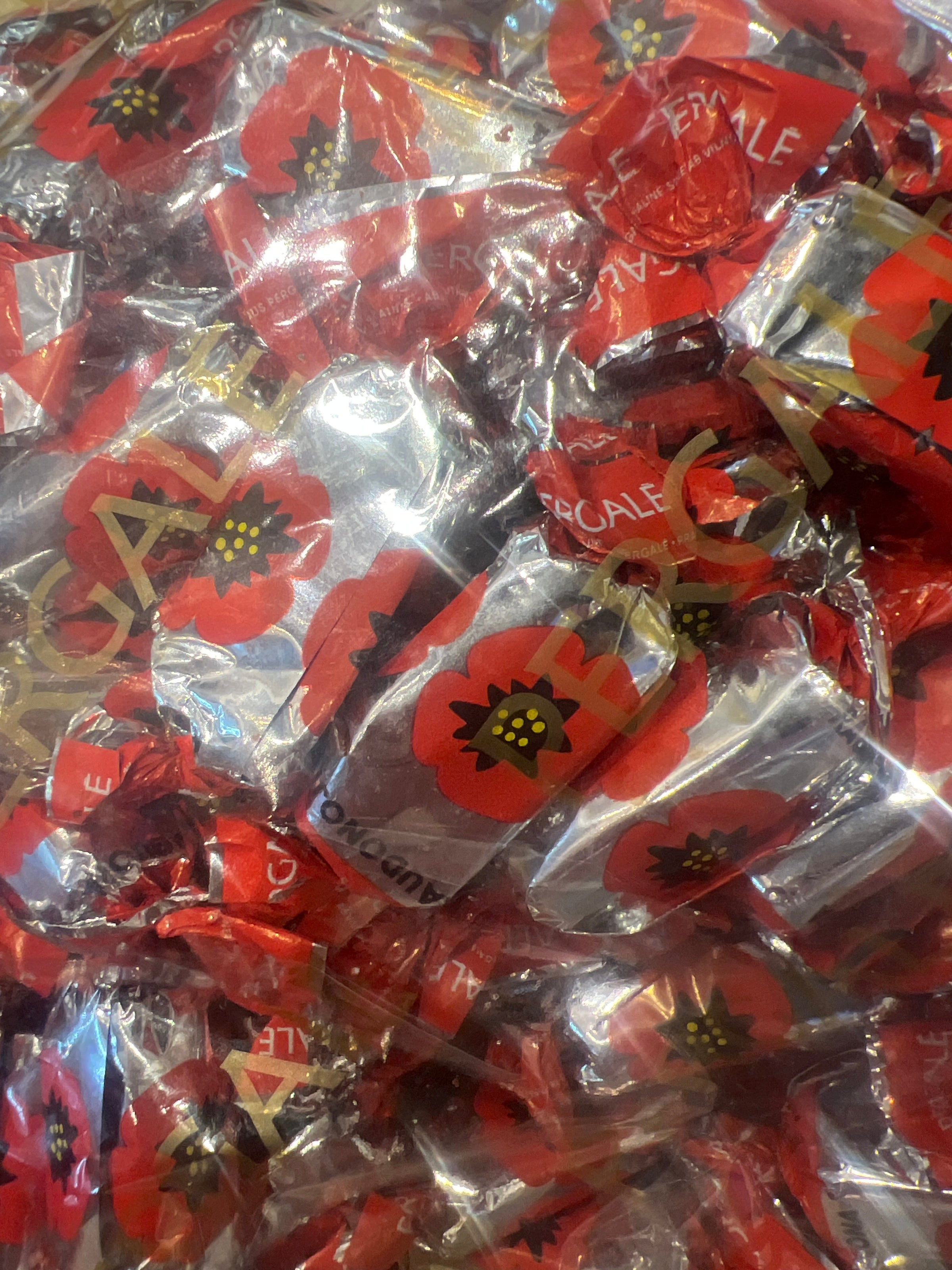 CHOCOLATE SWEETS RAUDONOJI AGUONA PER POUND