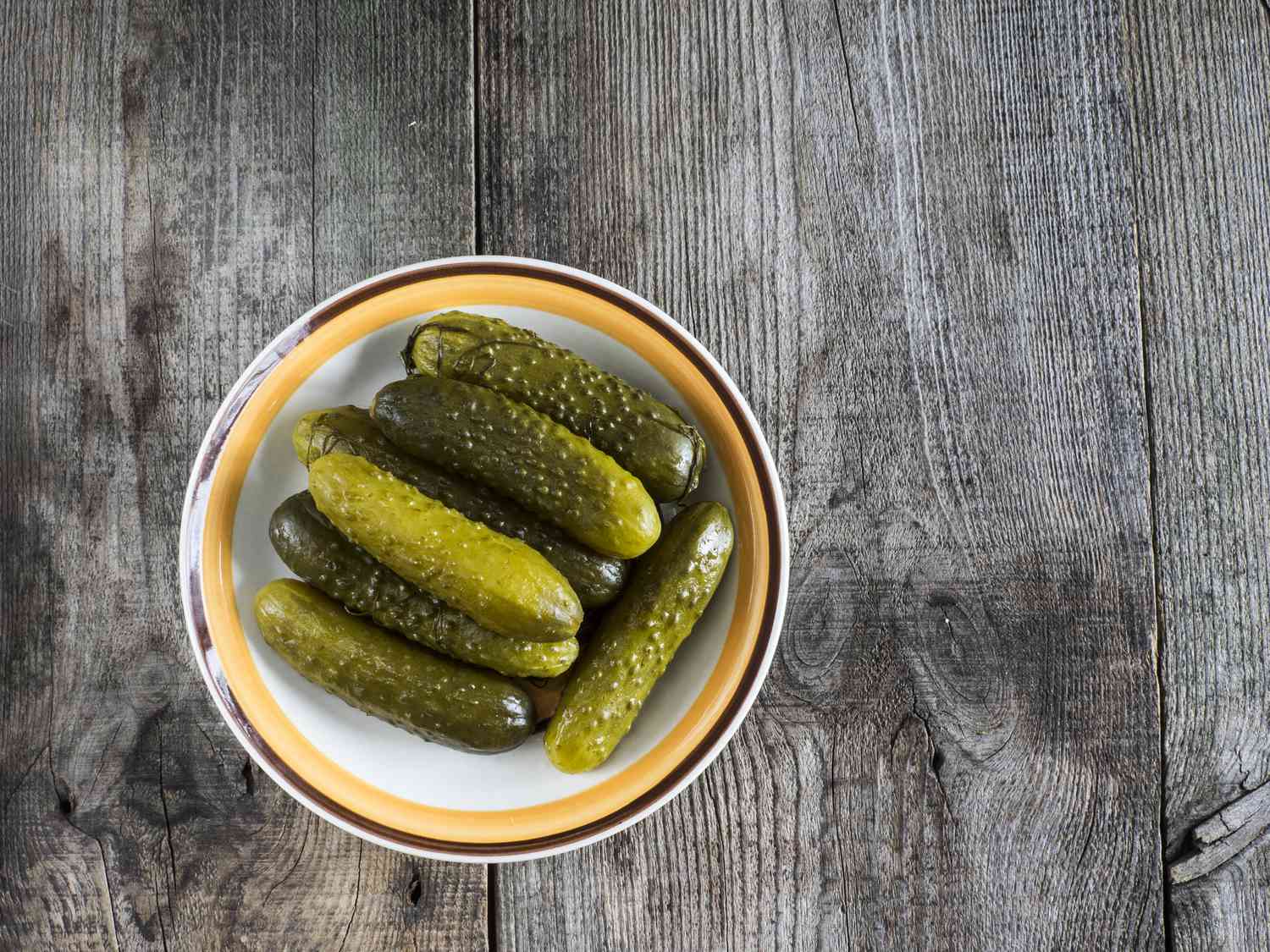 Veres Pickled Hot Cornichons 500g – Spicy Ukrainian Mini Cucumbers