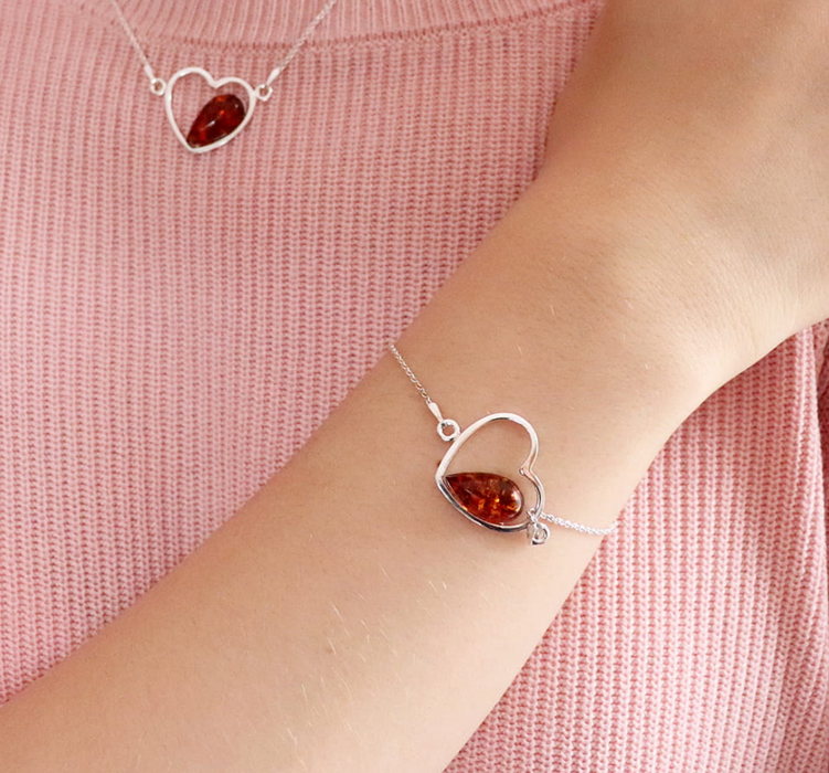 Delicate cognac heart-shaped 925 silver bracelet