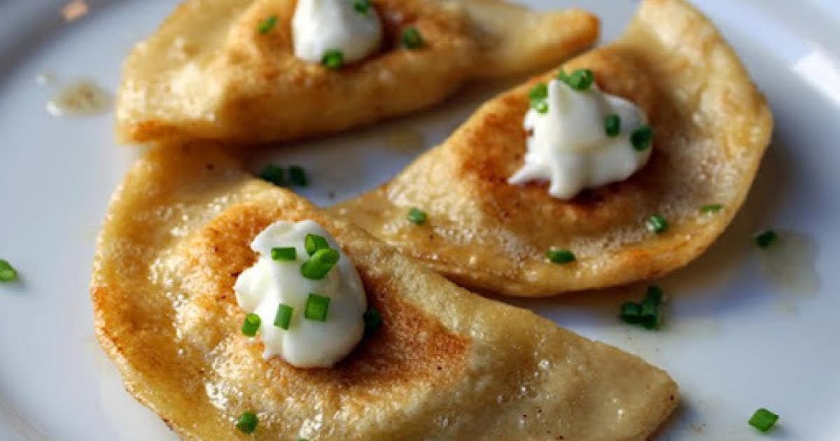 Pierogi z Kapusta, Ziemniakami i Boczkiem, Pierogi with Kraut, Potato & Bacon