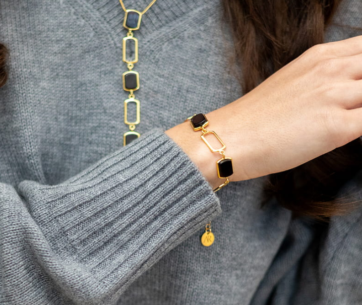 Sensual bracelet with cherry amber
