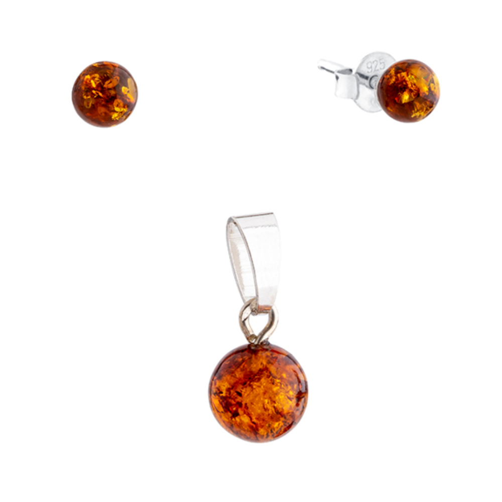 A set of 925 silver and amber stud small earrings and a round pendant